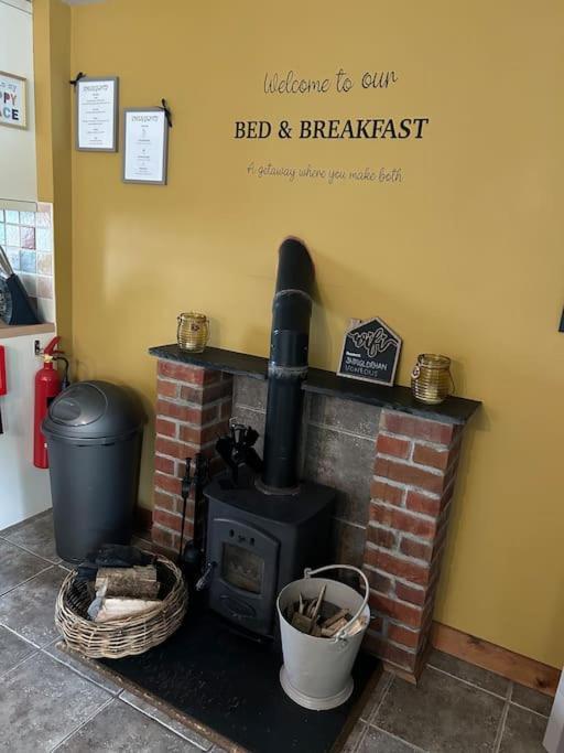 Apartament Syn Y Nant Llangorse Zewnętrze zdjęcie